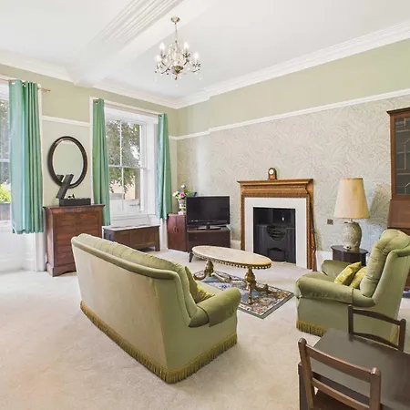 Host & - Thorneville House Ferienhaus Knaresborough
