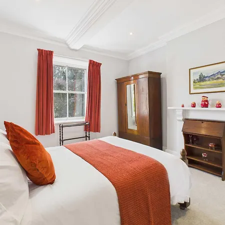 Vakantiehuis Host & - Thorneville House