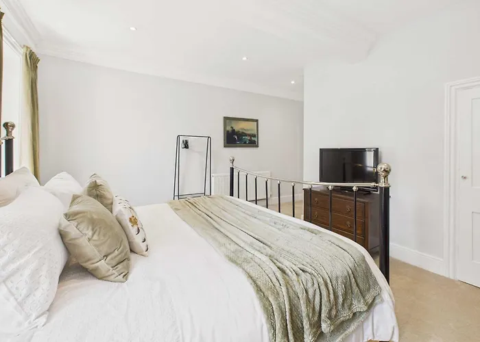 Host&stay - Thorneville House *