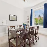 Host & - Thorneville House