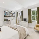 Host & - Thorneville House