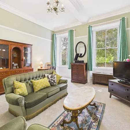 Host & - Thorneville House Holiday home Knaresborough